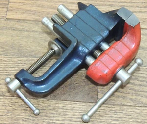 Wenig benutzt 2 1/2" Stanley Handwerker Nr. H1209 SCHRAUBSTOCK AUF KLEMME - ANTIKES WERKZEUG - Bild 1 von 2