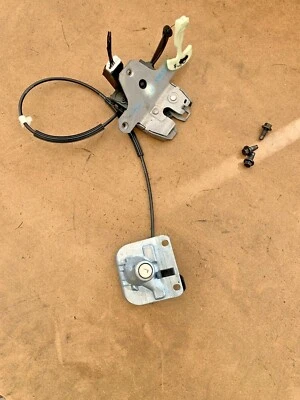 Motor actuador de bloqueo de maletero Volvo S60 11-13 con solenoide de bloqueo 31278383 OEM Foto 1 de 4