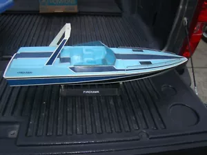 Vintage 28" Firehawk RC Boot mit Ständer zum Ausschlachten oder Restaurieren - Bild 1 von 16
