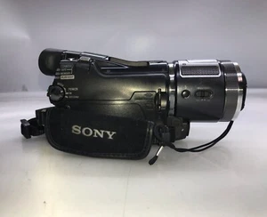 Sony HDR-HC1 MiniDv Camcorder  *FOR PARTS/REPAIRS - Picture 1 of 10