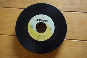 ROY ORBISON "MEAN WOMAN BLUES" 45 RPM 7" VG- RECORD [D32-2] - Picture 1 of 4