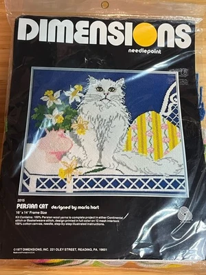 SELLADO DE COLECCIÓN - 1977 Dimensiones aguja - Gato persa - #2015  Foto 1 de 4