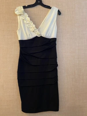 Connected Apparel sleeveless bodycon/pencil dress size 6 white top black skirt - Image 1 of 4