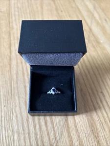 Zales Sterling Silver 0.765ct Heart-cut Created Blue Sapphire Claddagh Ring 6.5 - Picture 1 of 4