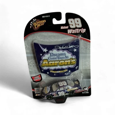 2005 Winners Circle #99 Michael Waltrip Dreams Come True At Aaron's 1/64 Nascar Foto 1 de 2