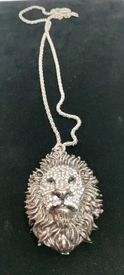 Ожерелье с хрустальной головой льва Betsey Johnson 28 дюймов серебристое с подписью - Изображение 1 из 4