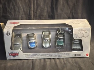 Disney 100 Celebration Edizione Speciale 2023 Cromo Set 5 Auto Diecast NUOVE Dmgbox - Foto 1 di 4