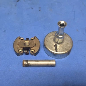 Gruppo tamburo frizione e frizione Troy Bilt Trimmer TB10CS  - Foto 1 di 3