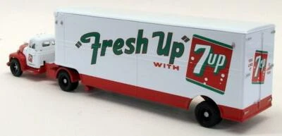 Corgi  Diamond T620 Fruehauf Fresh Up 7 Up Truck Trailer 52913 NIB NEW RETIRED - Image 1 of 2