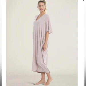 Barefoot Dreams Luxe Milk Jersey Caftan Mumu Pink One Size - Picture 1 of 6