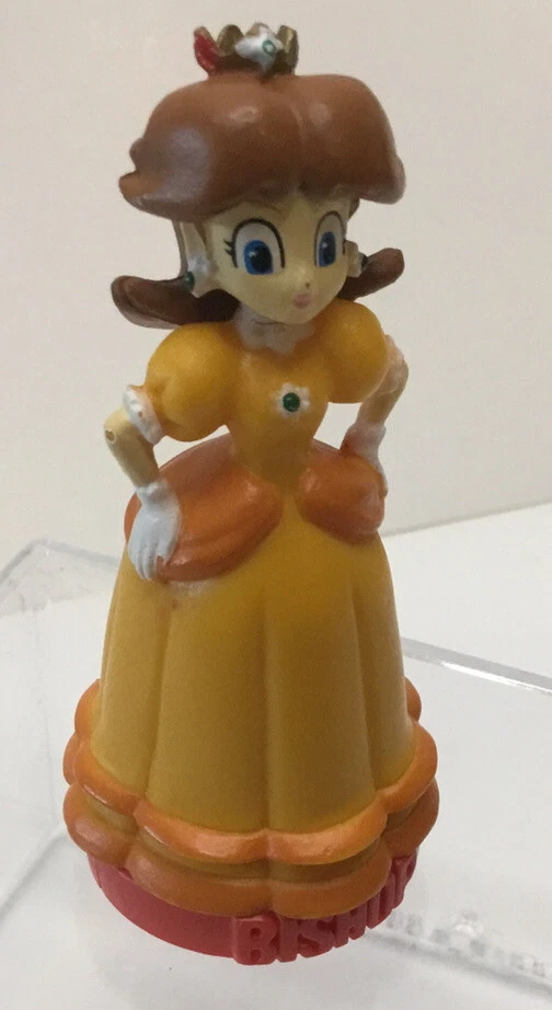 Super Mario Chess Daisy Bishop Replacement Piece Cake Topper Crafts Collectable - Image 1 of 3