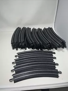 Bachmann 10” Curved E-Z Track (6 Pieces) HO Scale 18”R 30 Degree 1/2 Circle - Picture 1 of 1