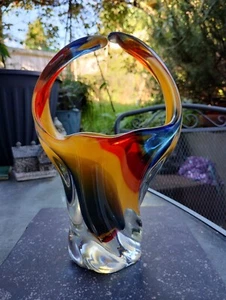 Vintage Iwatsu Hineri of Japan tri- coloured twist art glass basket vase ~ 20 cm - Picture 1 of 24