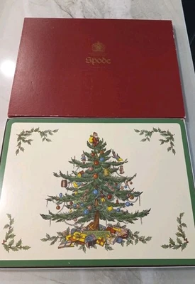 (4) SPODE Christmas Tree Pimpernel Hard Cork Back PLACEMATS 15 3/4 x 11 3/4 BOX - Image 1 of 4