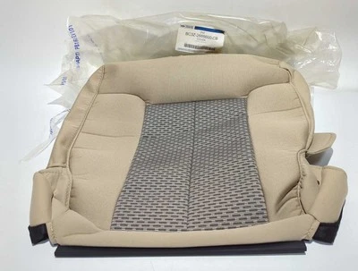 Nueva cubierta de asiento de tela superior trasera Ford RH genuina OEM 2011-2016 Super Duty Adobe  Foto 1 de 4