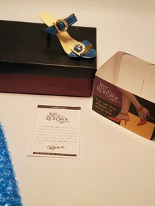 Just the Right Shoe by Raine LADY LUCK #25455 Box, Sleeve, & COA - Picture 1 of 8