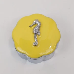Boîte à bibelots hippocampe jaune papyrus avec couvercle cadeau plage côtière décoration maison - Photo 1/4