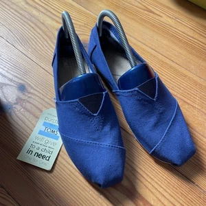 Toms Alpargata Damen Slipper Bequemer Halbschuh Sommer Gr. 41 Blau Neu - Bild 1 von 5