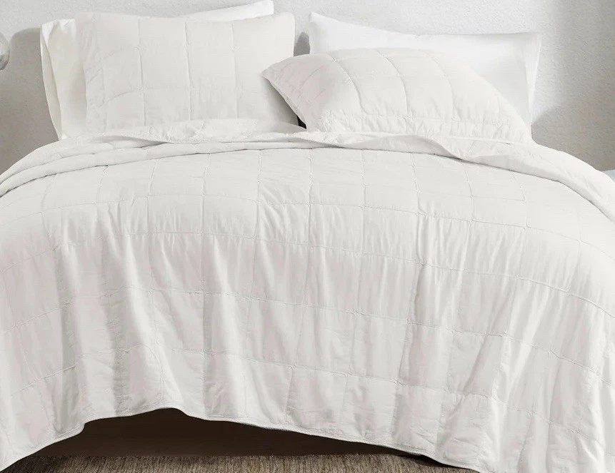 Croscill Gema White Queen Coverlet Set 3pc New - Image 1 of 4