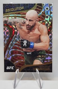 Alexander Volkanovski - 2023 Panini Chronicles UFC Revolution GROOVE #18 - Picture 1 of 2