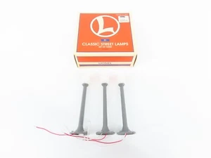 O 1/48 Scale Lionel 6-12874 Classic Street Lamps - Set of 3 - Picture 1 of 9