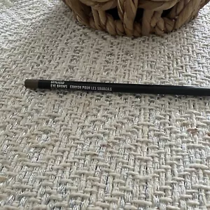 Mac Eye Brows Crayon Pencil STYLIZED - Size 0.09 g / 0.003 Oz. New + Free Shippi - Picture 1 of 3