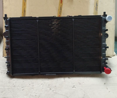 RADIATORE RAFFREDDAMENTO ACQUA ORIGINALE ALFA ROMEO 166 COD. 60651923 - Immagine 1 di 2