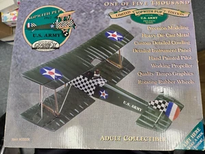 LIMITED EDITION 1917 SOPWITH PUP MASSSTAB 1:32 #693 OF 5000 - Bild 1 von 5