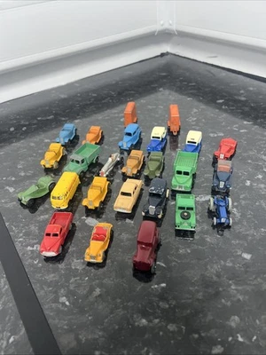 Coches Dinky Toys vintage 25 varios coches pequeños Dinky etc. Foto 1 de 4