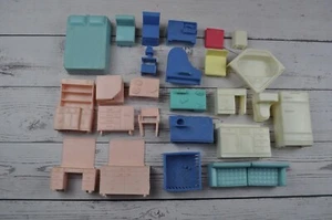 Vintage Superior Plastic Dollhouse Furniture Acessories LOT 25 Pieces - Picture 1 of 11