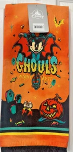 !New Disney Parks Halloween Mickey & Minnie Ghouls Night Out Kitchen Towel - Picture 1 of 2