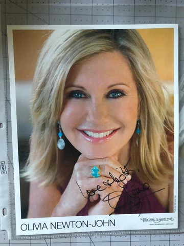 AUTHENTIC HAND SIGNED 8x10 PHOTO OLIVIA NEWTON JOHN GREASE RARE FITZGERALD Cover