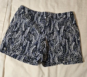 White House Black Market Blue With White Shorts. Sz 4 NWOT - Bild 1 von 7