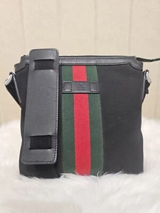 Gucci Web Messenger Bag Techno Canvas - Picture 1 of 13