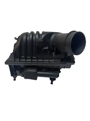 2016 2017 2018 2019 BMW X1 F48 2.0L AIR INTAKE FILTER BOX HOUSING OEM - Image 1 of 4