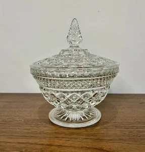 VTG Anchor Hocking Wexford Pattern Clear Glass Pedestal Candy Dish with Lid - Picture 1 of 14