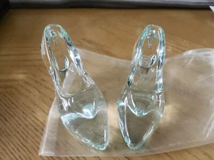 Rare Disney Sketchbook Ornament Princess Cinderella Glass Slippers Shoe Ornament - Picture 1 of 5