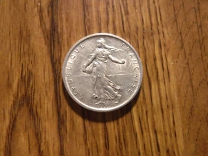 FRANCE 5 FRANCS 1960 SILVER COIN (T591) - Picture 1 of 2