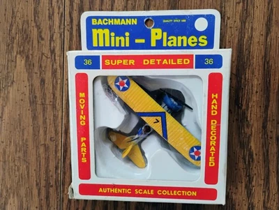 Мини-самолет Bachmann Boeing F4B-4 - Изображение 1 из 2