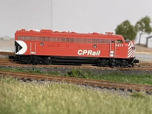 Intermountain CP Rail FP9 1411 w/ DCC - Picture 1 of 7