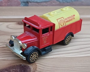 CORGI MORRIS TRUCK ‘PETROLEUM PRODUCTS’ (Original) - Picture 1 of 8