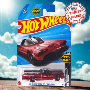 Hot Wheels 2025 Case P TV Series Batmobile Batman Red - International Card #103 - Foto 1 di 4