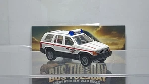 🚗Herpa Chrysler Jeep BSB Fire Chief 🚗1/87✨(25/65/389) - Picture 1 of 2