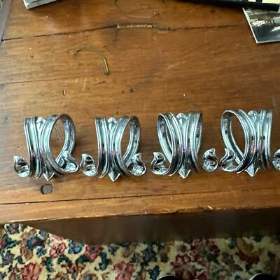 Кольца для салфеток Fleur De Lis 4 серебристых тона современные овальные тяжелые - Изображение 1 из 4