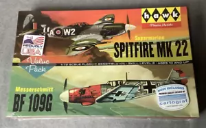 Vintage Hawk Spitfire MK 22 & Messerschmitt BF 109G Model Kit - 1/72 Scale - NIB - Picture 1 of 8