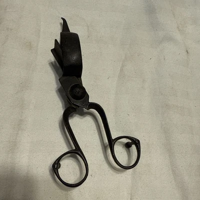 "Tijeras taponadoras vintage para velas con patas 6,25""" Foto 1 de 4