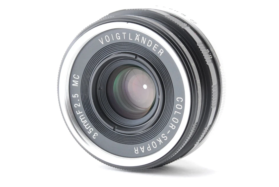 [B V.Good] Voigtlander COLOR-SKOPAR 35mm f/2.5 MC Lens P Type Leica L39 9629 - Image 1 of 4