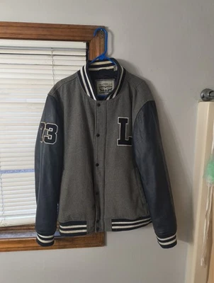 Levi Strauss & Co Foto 1 de 4