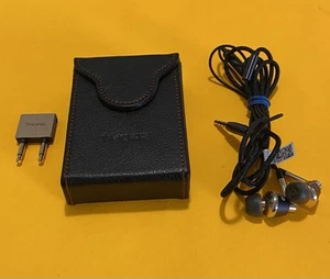 1 weitere Triple Driver In-Ear Ohrhörer Hi-Res Kopfhörer mit High Res Bass schnell! - Bild 1 von 6