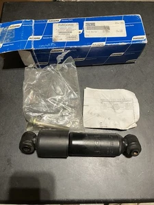 Paccar cab shock 25523002 New part with hardware  - Picture 1 of 4